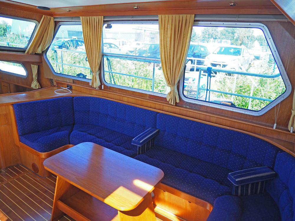 Salon, Innenausstattung